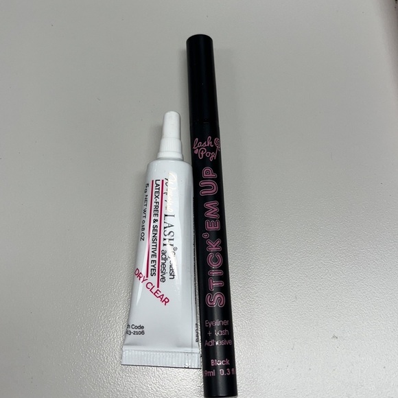 Eyelash essential bundle with bag, glue and eyeliner glue, all new unused 6 sets - Picture 4 of 9